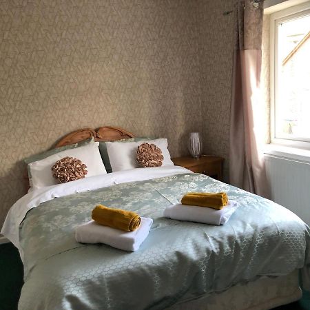 3-Bed House Waterfall Country Brecon Beacons Pontneddfechan Экстерьер фото