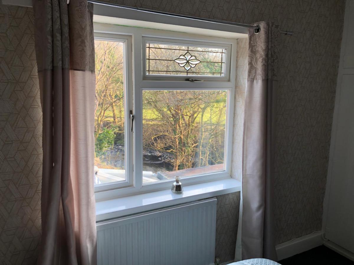 3-Bed House Waterfall Country Brecon Beacons Pontneddfechan Экстерьер фото