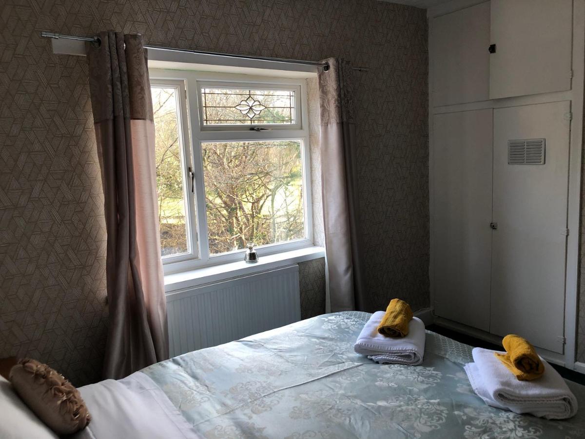 3-Bed House Waterfall Country Brecon Beacons Pontneddfechan Экстерьер фото